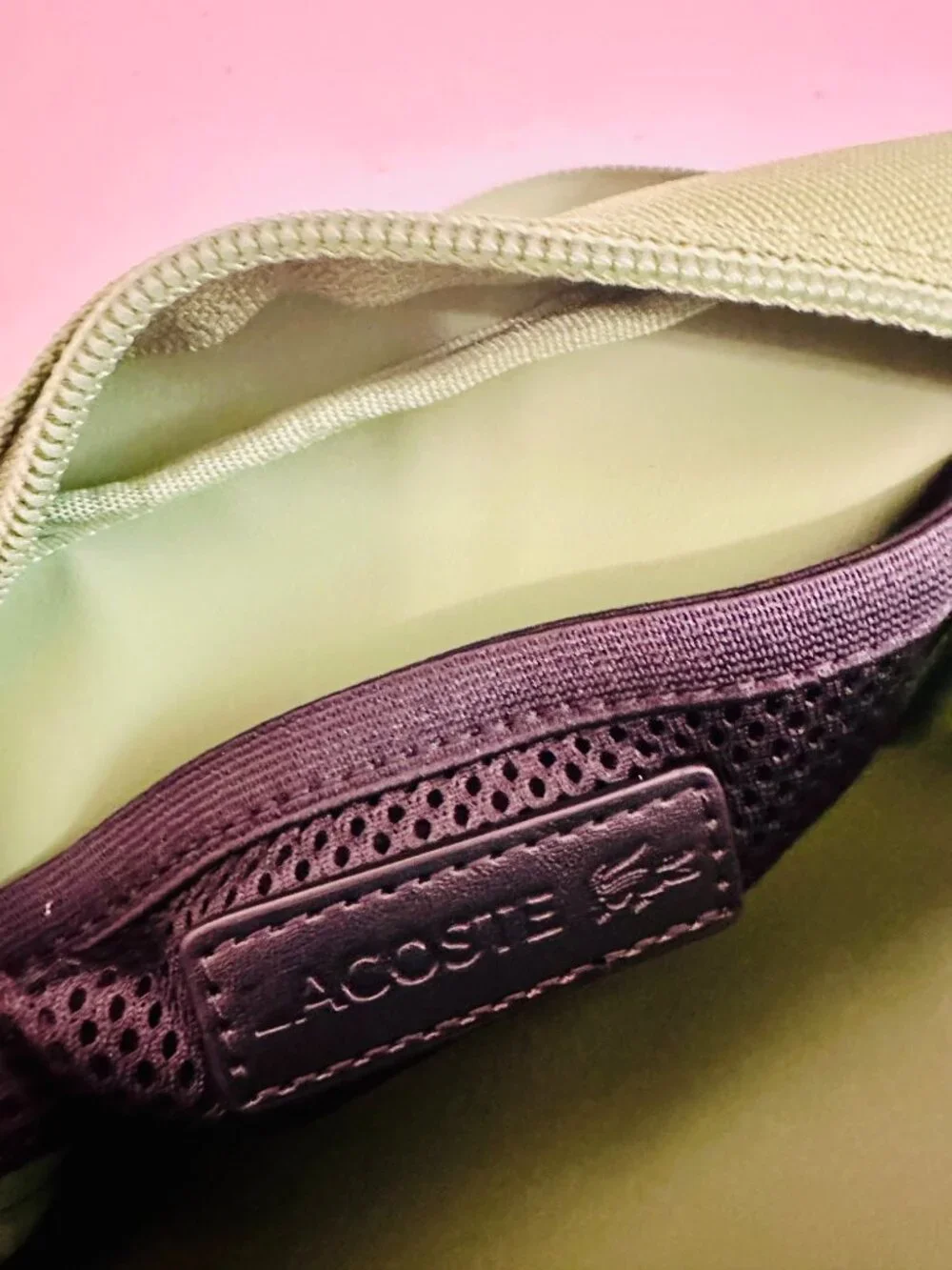 LACOSTE NEOCROC MACHE GREEN VERTICAL CAMERA CROSSBODY BAG UNISEX